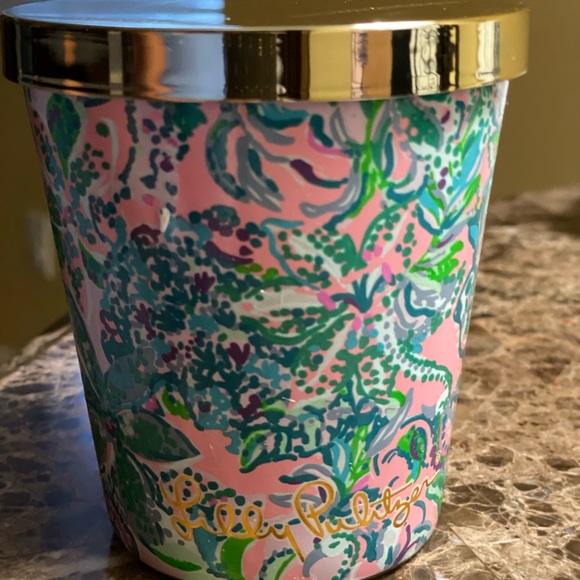 NWT Lilly Pulitzer Candle Coconut Crew - Picture 2 of 10